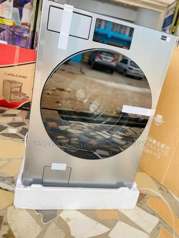 Energy-Efficient Samsung 22kg Wash and Dry · Photo 1