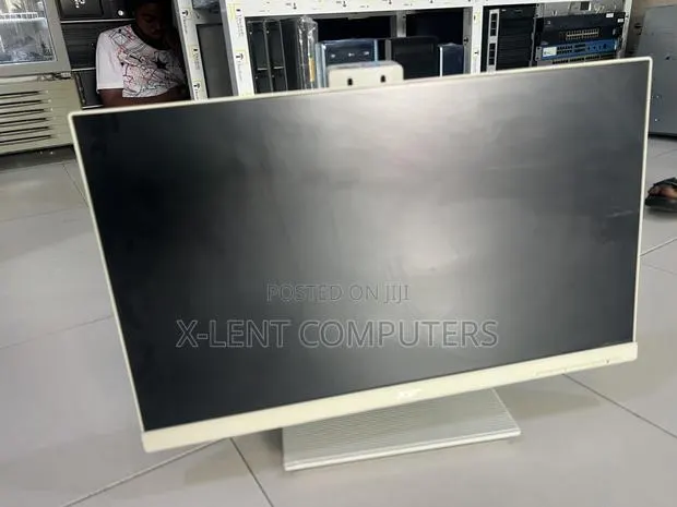 Edgeless Monitor · Photo 1