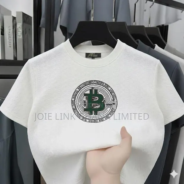Designer T-Shirt Available Now M L · Photo 1