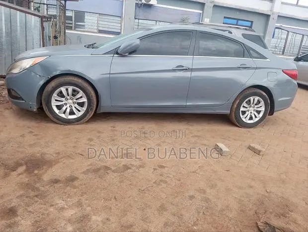 Hyundai Sonata 2012 · Photo 1