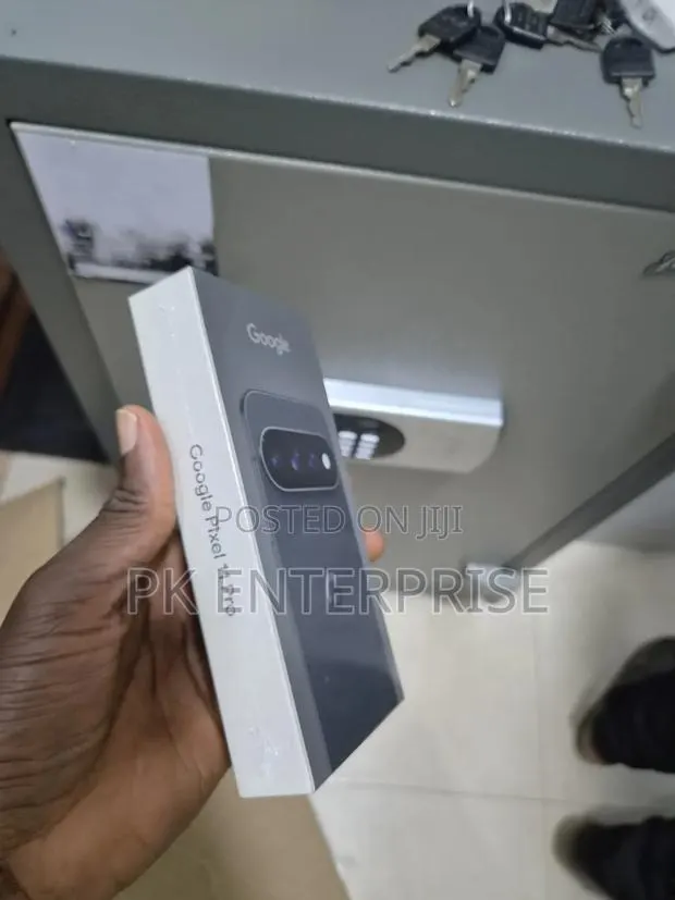New Google Pixel 11 Pro 256 GB Black · Photo 1