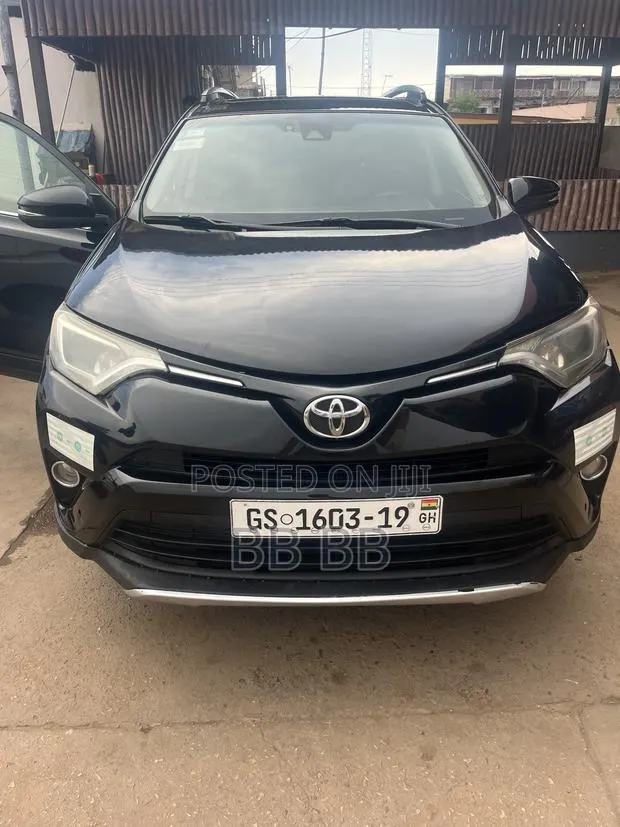 Toyota RAV4 2017 Black · Photo 1