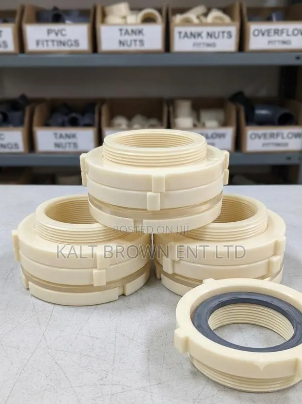 Heavy Duty Plastic Tank Connector 3’’ · Photo 1