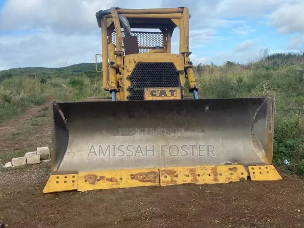 Bulldozer Available for Rent/Negotiation - Call · Photo 1