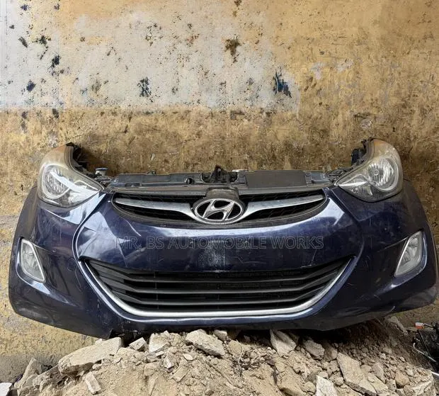 Hyundai Elantra Front Cut 2011-2016 · Photo 1