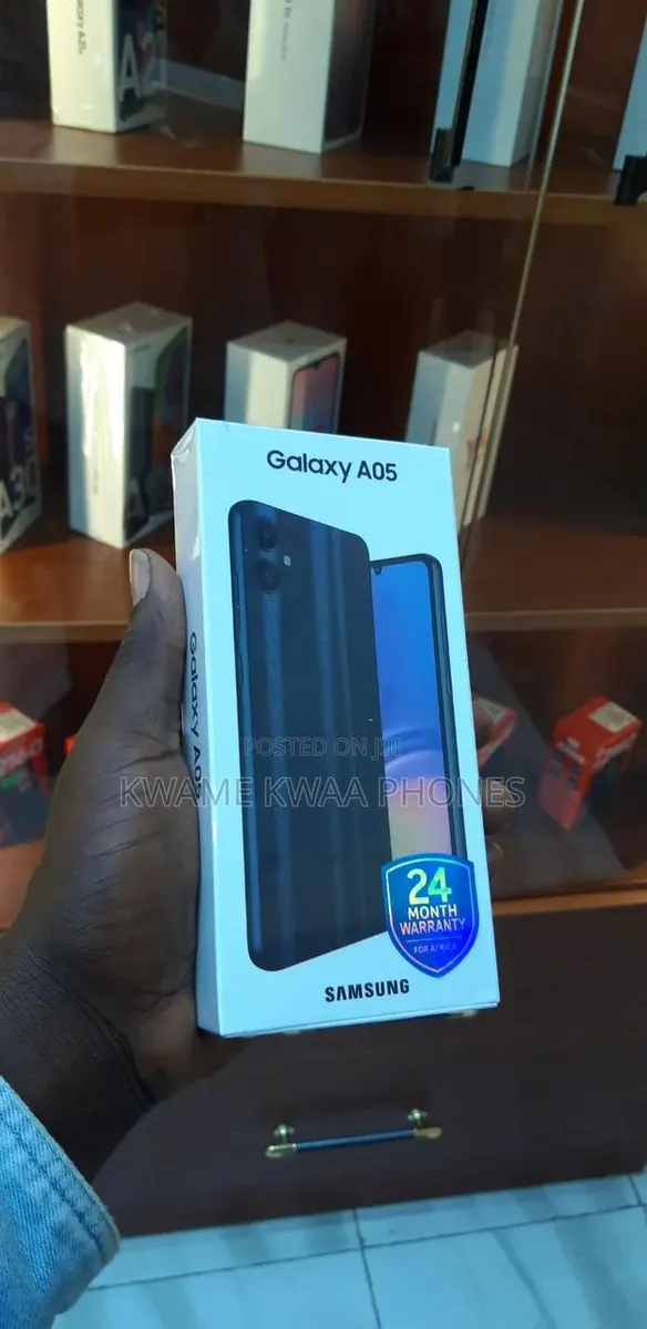 New Samsung Galaxy A05 64 GB Gray · Photo 1