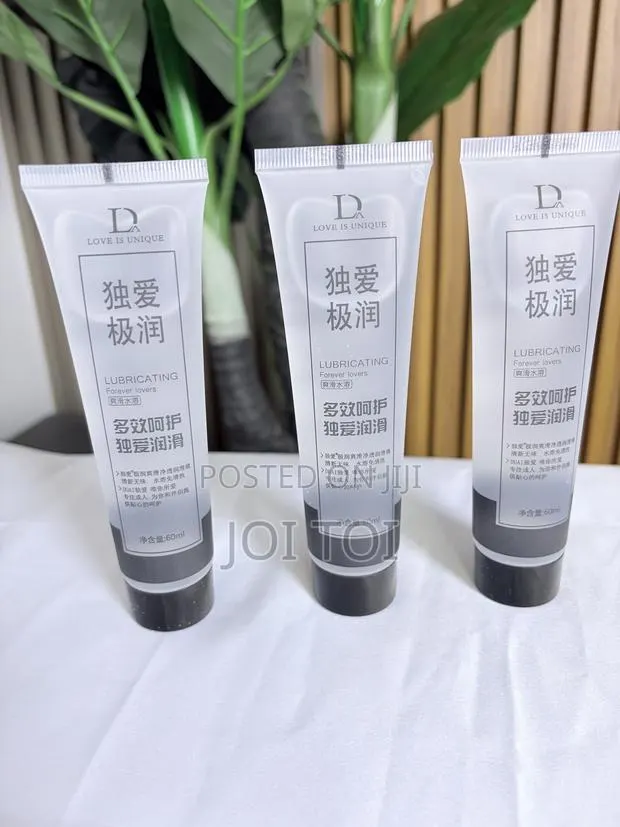 Love Is Unique Mini Lubricant · Photo 1