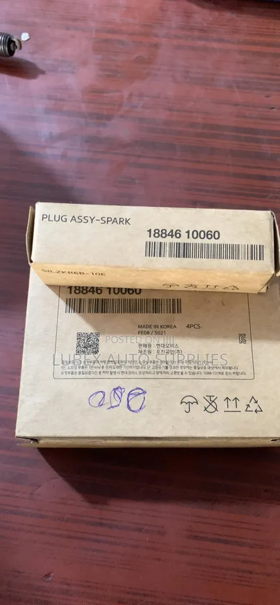 Hyundai Kia Spark Plug 18846-10060 · Photo 1