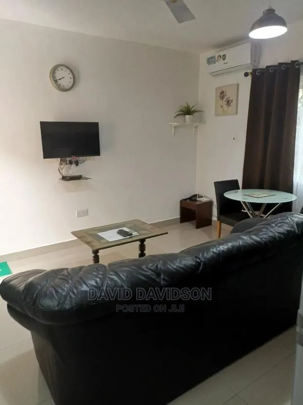 Furnished 2bdrm Apartment in 2 Bedroom Fully, Tema Metropolitan · Photo 1