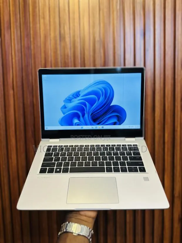 Laptop HP EliteBook x360 1030 G2 16GB Intel Core i5 SSD 256GB · Photo 1