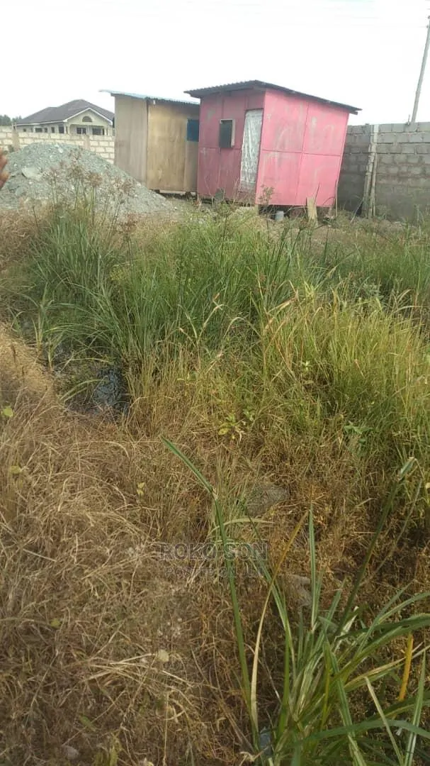 Half Plot for Sale at Haasto · Photo 1