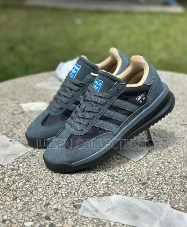 Adidas Sl 72 RTN Black and Grey · Photo 1