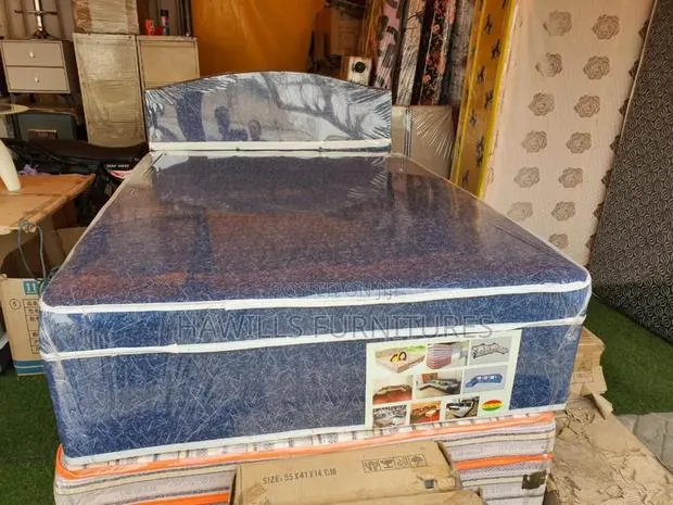 Double Inbuilt Bed · Photo 1