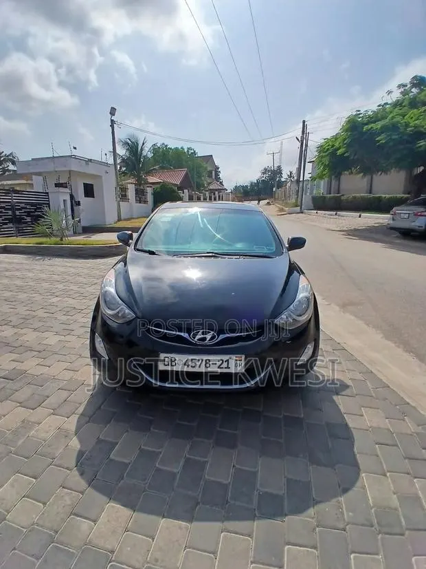 Hyundai Elantra GLS Sedan FWD (1.8L 4cyl 6A) 2013 Black · Photo 1