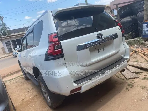 Toyota Land Cruiser Prado 2.7 2020 White · Photo 1
