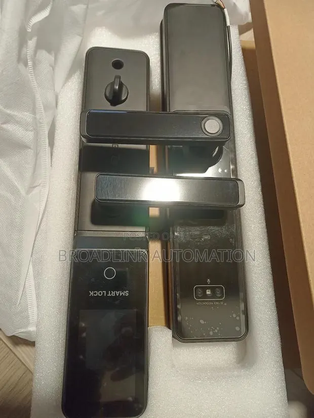 Smart Lock Face Id · Photo 1