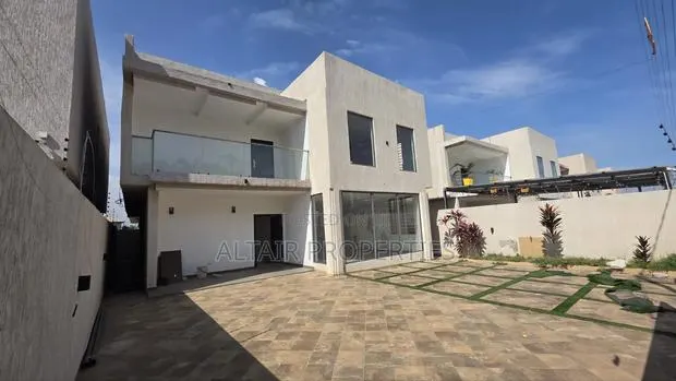 4bdrm House in East Legon Ogbojo, Accra Metropolitan for sale · Photo 1