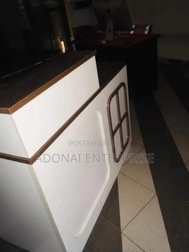 Reception Desk Waedd325yrc · Photo 1
