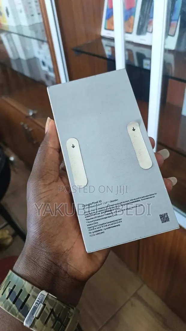 New Google Pixel 10 128 GB Black · Photo 1