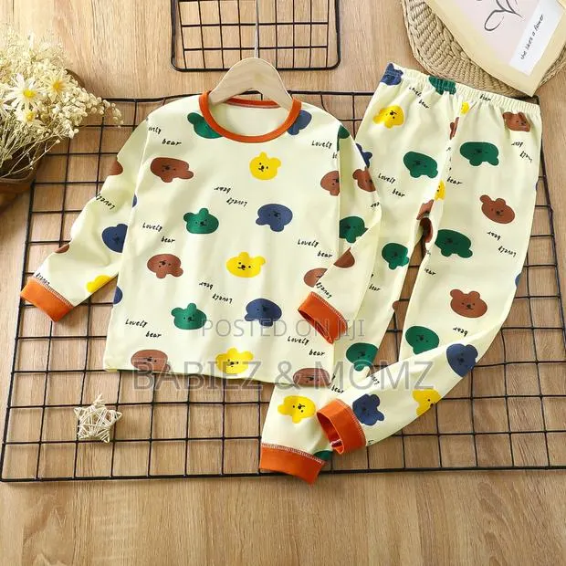 Cute Kids 2-Piece Pyjamas Set (6-14 Years) · Photo 1