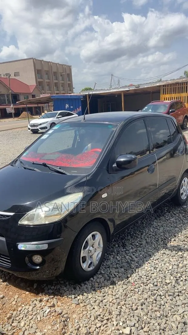 Hyundai I10 2010 Black · Photo 1