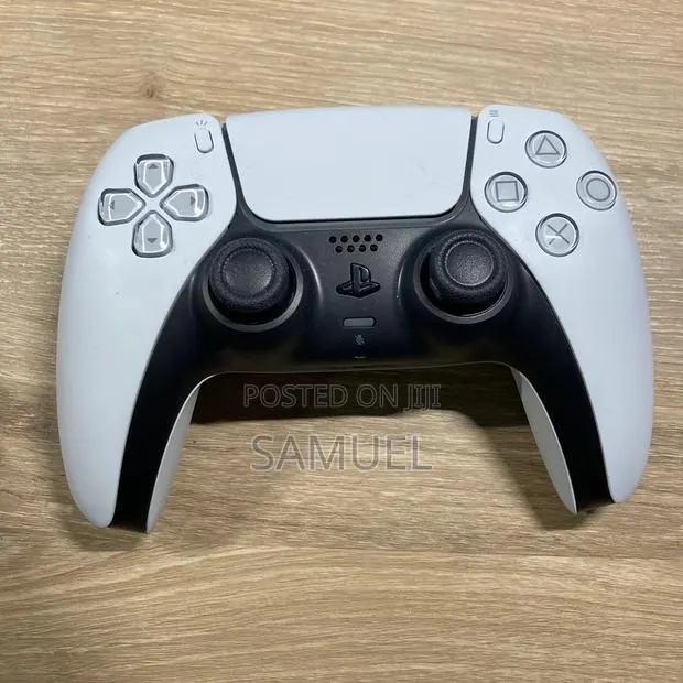 Play Station 5 Pad/ · Photo 1