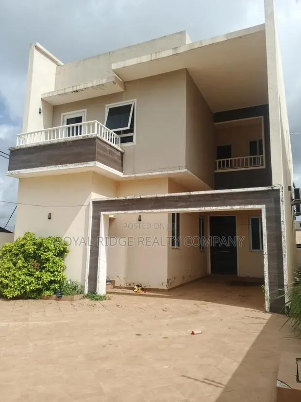 4bdrm House in Lakeside Community 1, Accra Metropolitan for rent · Photo 1