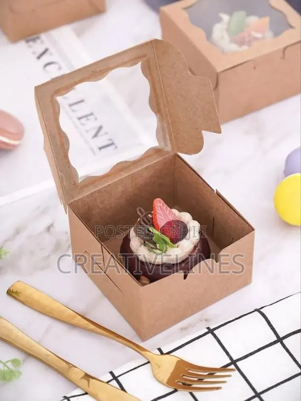 Brown Customised Cakeboxes · Photo 1
