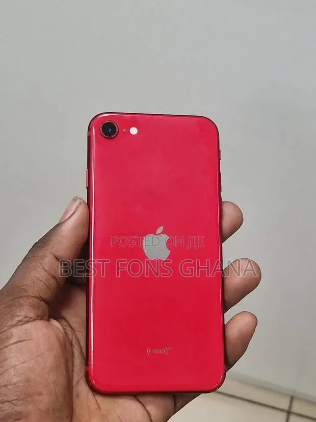 Apple iPhone SE (2020) 64 GB Red · Photo 1