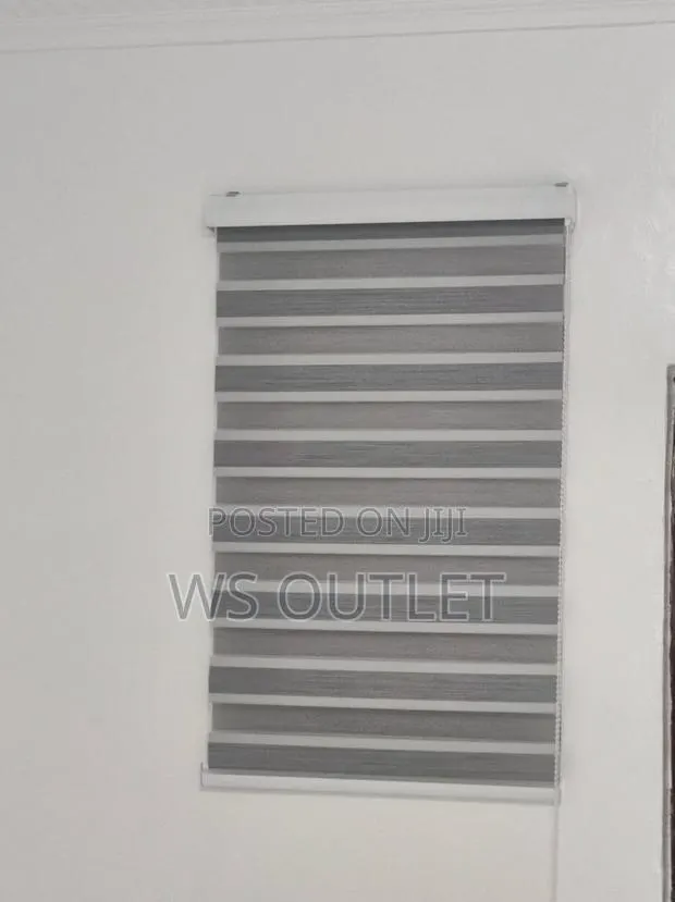 Window Blinds · Photo 1