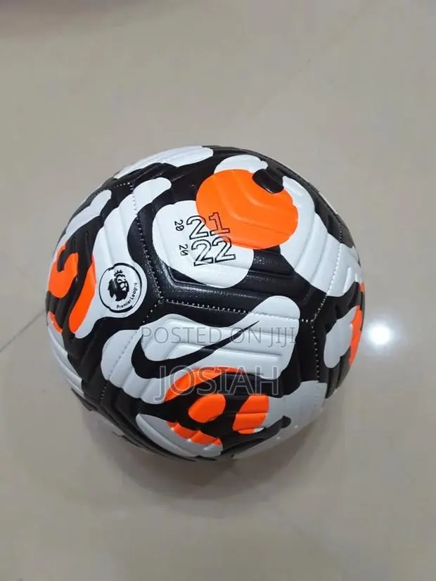 Quality Football – Durable Match Ready · Photo 1