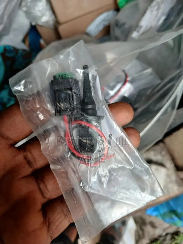 Compatible Ambient Temperature Sensor · Photo 1
