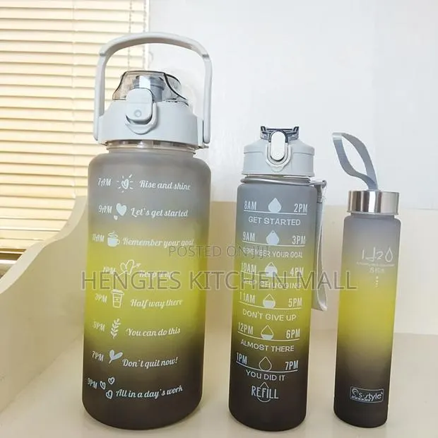 3-in-1 Water Bottle (300ml - 2000ml) · Photo 1