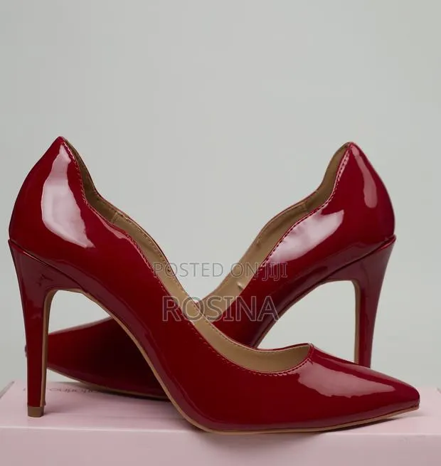 All Types of Women’s Apparel · Photo 1