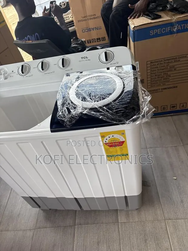 An Easy to Empty Water TCL 10.5 Twin Tub Washing Machine · Photo 1