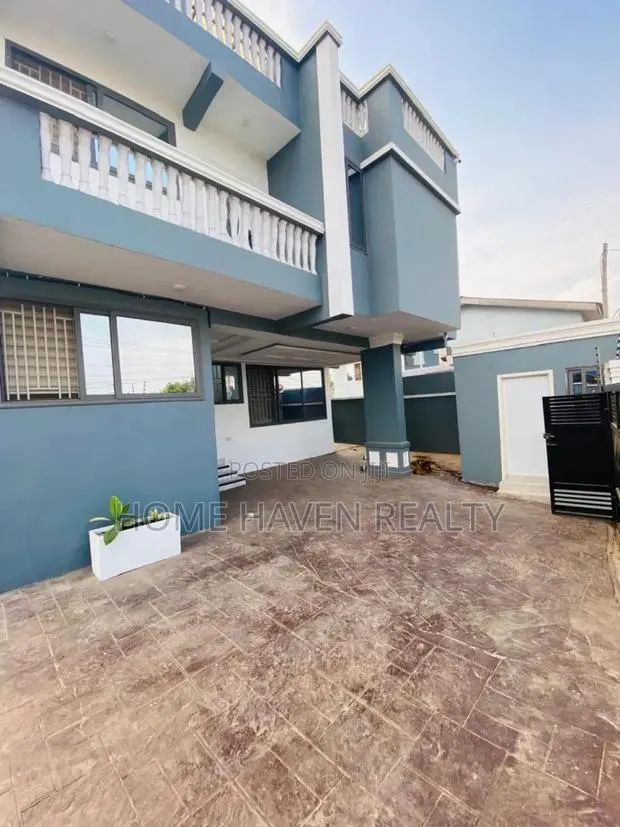 Furnished 5bdrm Apartment in Kisseman, Achimota for rent · Photo 1