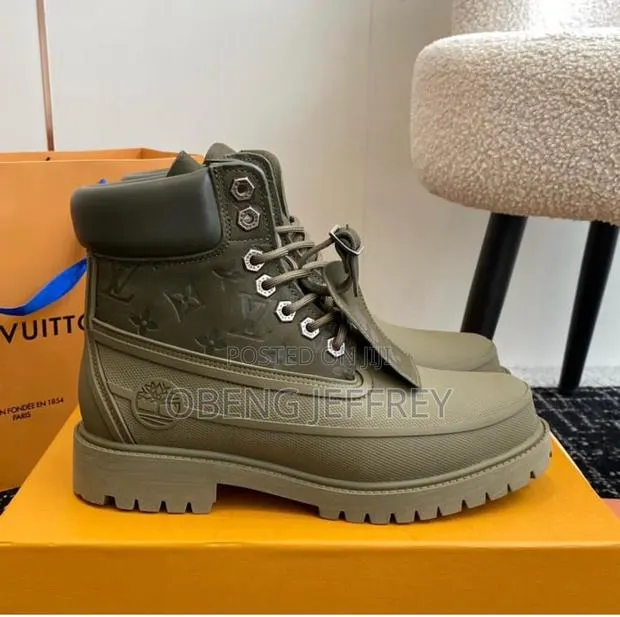 Original Louis Vuitton Timberland Green · Photo 1