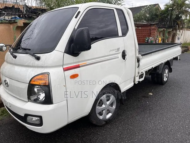 Hyundai Porter II 2016 White