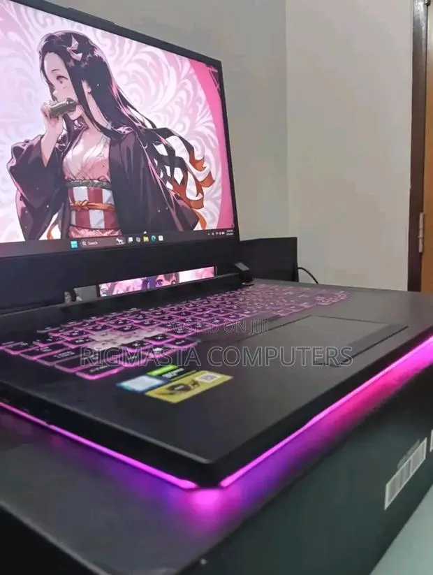 New Laptop Lenovo G780 16GB Intel Core i7 SSD 1T · Photo 1