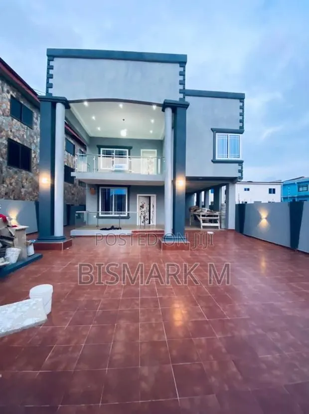 4bdrm House in Lakeside Estate, Ashaley Botwe for sale · Photo 1