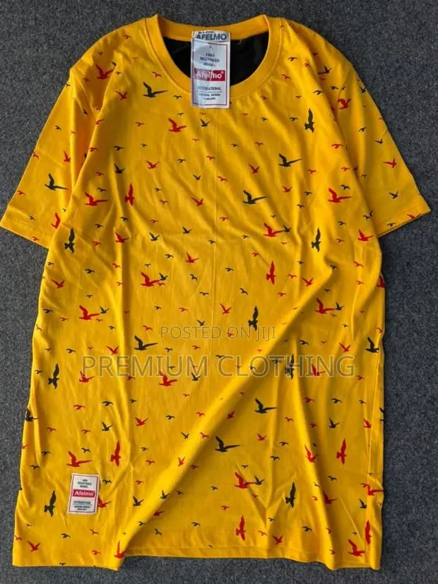 T Shirts With Round Neck For Men · Photo 1