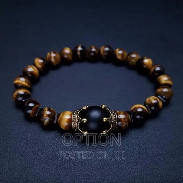 Natural Charm Protection Bracelet · Photo 1