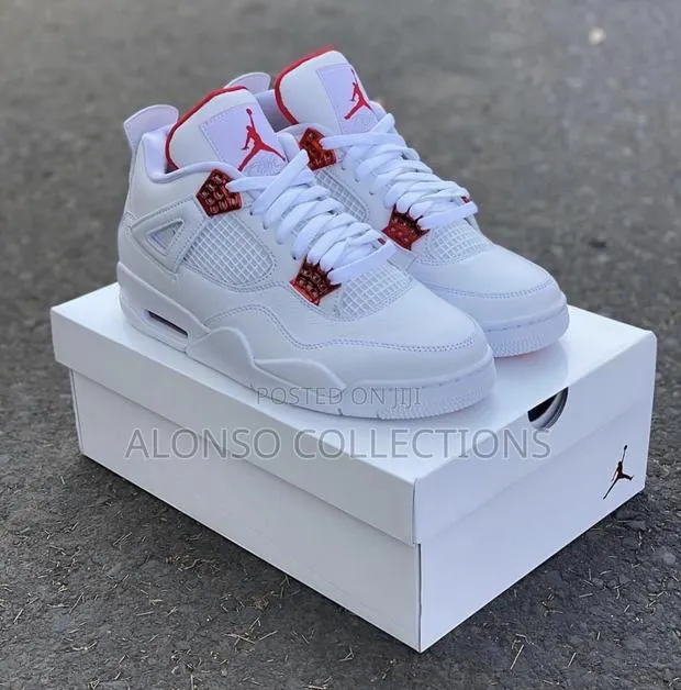 Jordan 4 Metallic Red · Photo 1