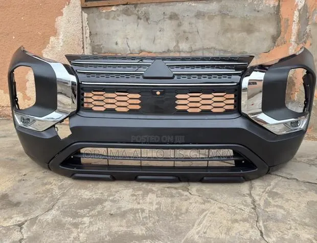 Mitsubishi Outlander 2023 Front Bumper Complete 2022 2023 2024 2025 · Photo 1