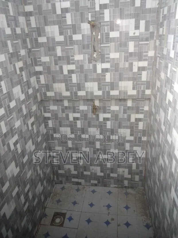 2bdrm Apartment in Adom Agency, Teshie for rent · Photo 1