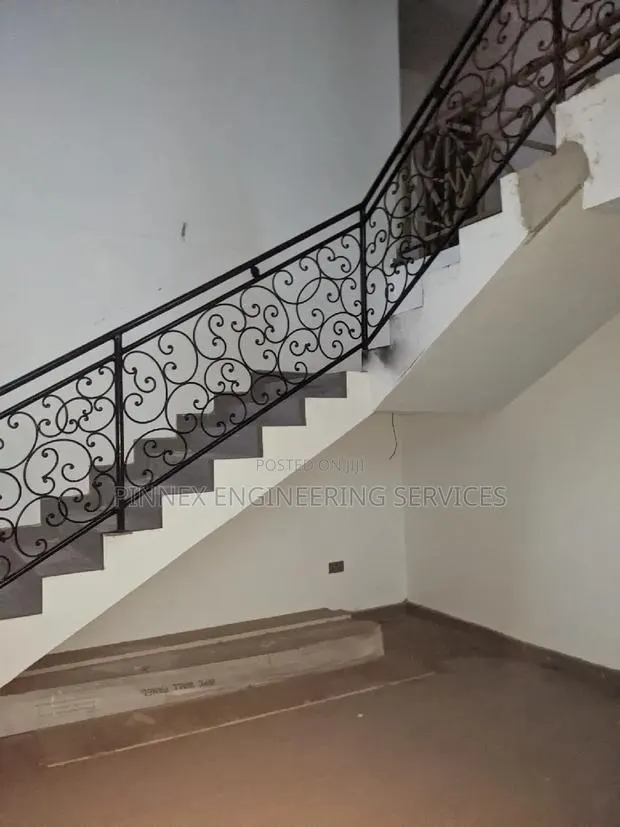 Metal Balustrades /Barrister · Photo 1