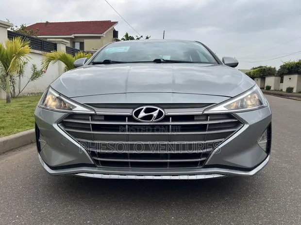 Hyundai Elantra SE 2020 Silver · Photo 1