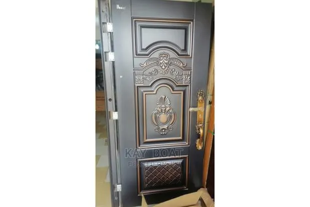 Active Door Available · Photo 1