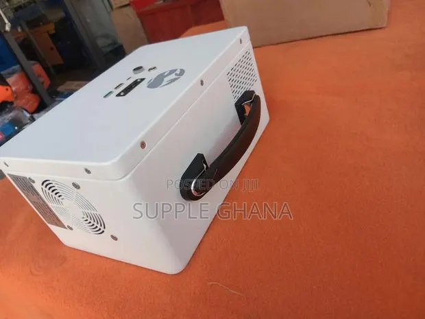 NEO EARTH Power Station Inverter Compact Design With Easy Carry Handle · Photo 1