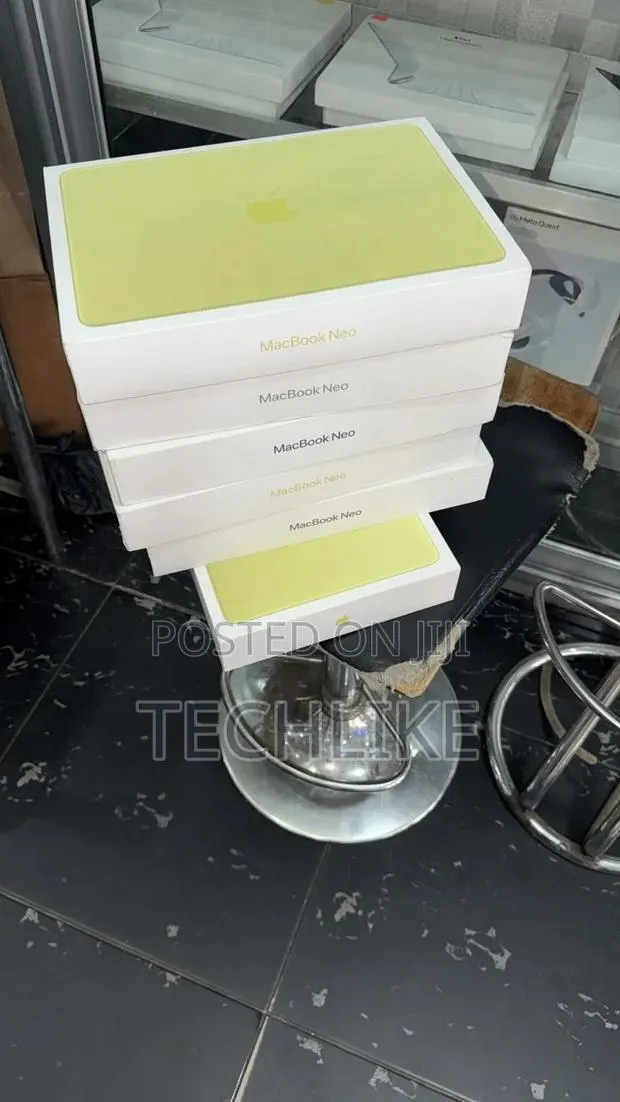 New Laptop Apple MacBook Neo 2026 8GB SSD 256GB · Photo 1